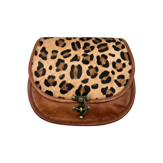 MEERA UMHÄNGETASCHE AUS LEDER MIT LEOPARDENFINISH 
