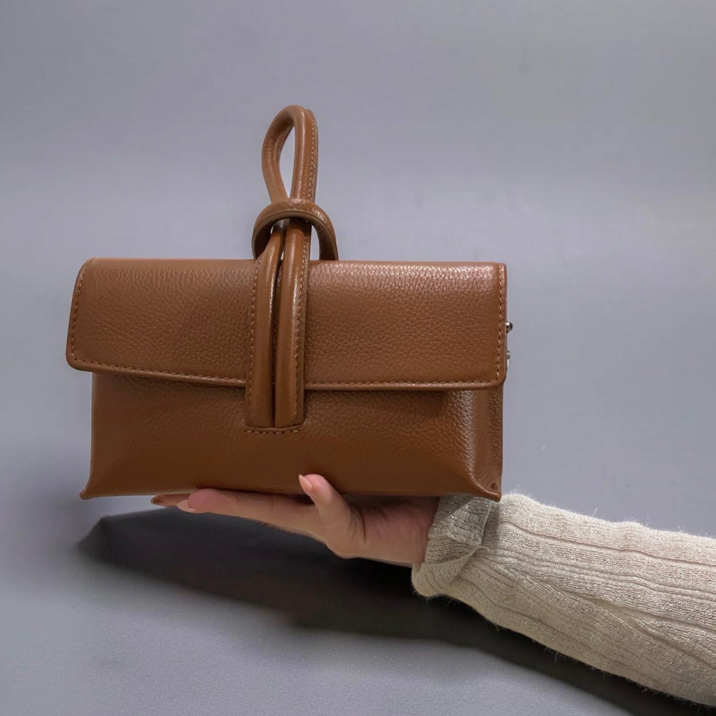FELICIE LEDERTASCHE