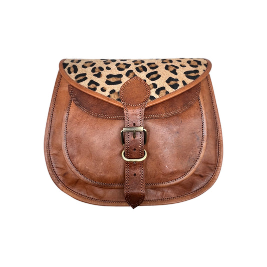 PRIYA LEATHER CROSSBODY BAG WITH LEOPARD FINISH 