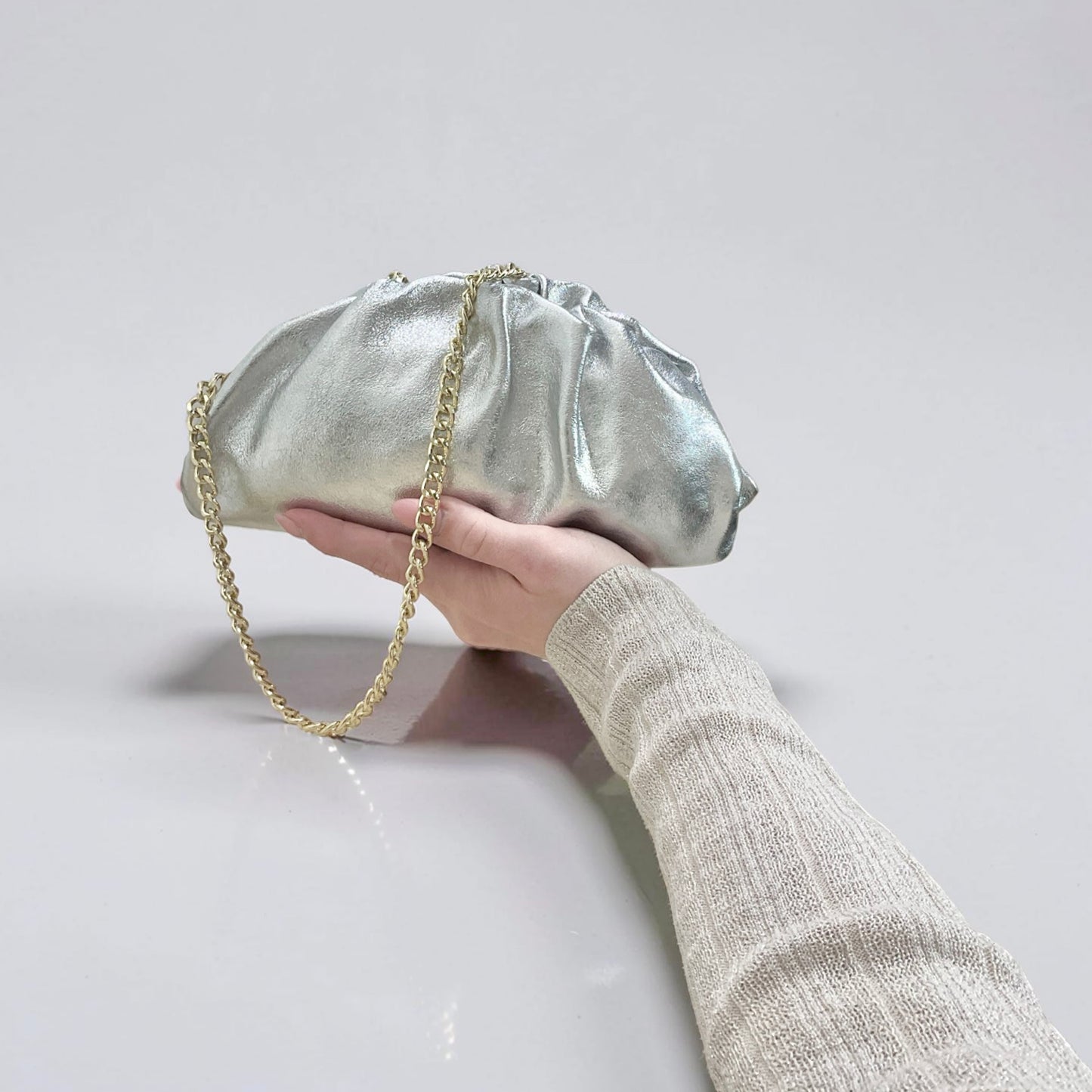 Sac plissé cuir irisé Chainette