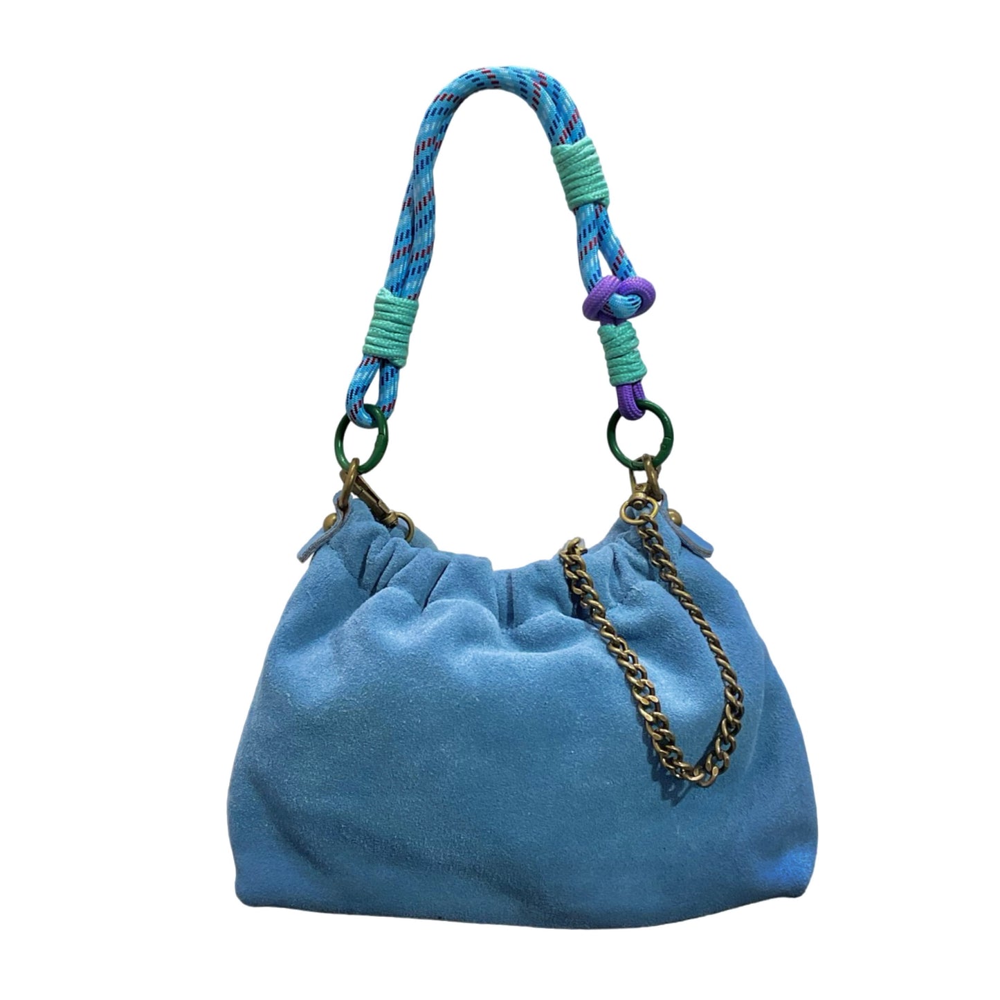 Le sac Plissa (taille S) est un modèle en cuir suède doté d'un cordon tressé, doublé d'une chaîne en bronze.
Fabriqué en Italie, ce petit sac séduit par son design unique au fini plissé et au toucher velouté. Soyez la première à porter le sac Plissa : un design loin du déjà-vu, conçu pour celles qui aiment devancer la tendance.

Dimensions : 23 cm x 17 cm x 7 cm
Porté : Main, bandoulière ou épaule
Personnalisation : Modulable selon vos envies, vous pouvez changé le cordon et la chaîne.