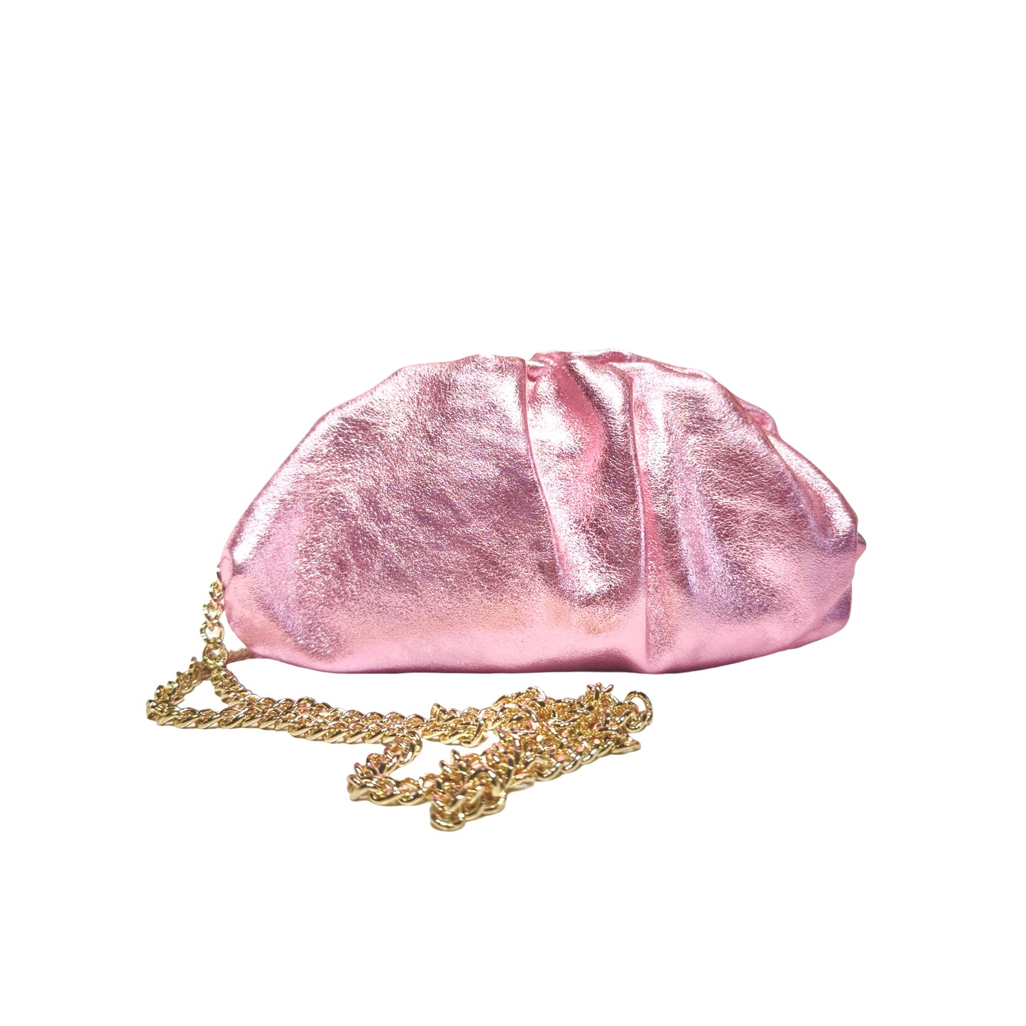 Fabriqué en Italie, ce mini sac porté main ou en bandoulière avec la chainette, séduit par son plissé tendance en cuir irisé. Compact et pratique.

Référence produit : LV016
Dimensions : 23 cm (L) x 13 cm (H) x 6 cm (P)
Matière principale : Cuir de vachette irisé.
Doublure : Textile.
Origine : Fabriqué avec soin en Italie.
Fermeture : Cadre métallique intégré pour un maintien parfait de la forme.
Polyvalence : Un porté épaule grâce à sa chaîne dorée amovible ou porté main en pochette.